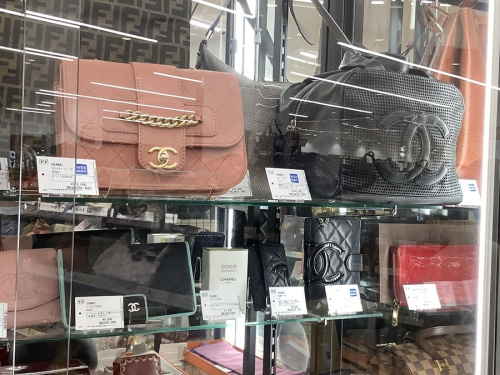 ルイヴィトンのGUCCI