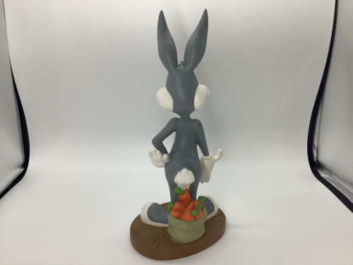 LOONEY TUNESのバッグス・バニー