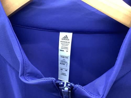adidasのイオンモール常滑