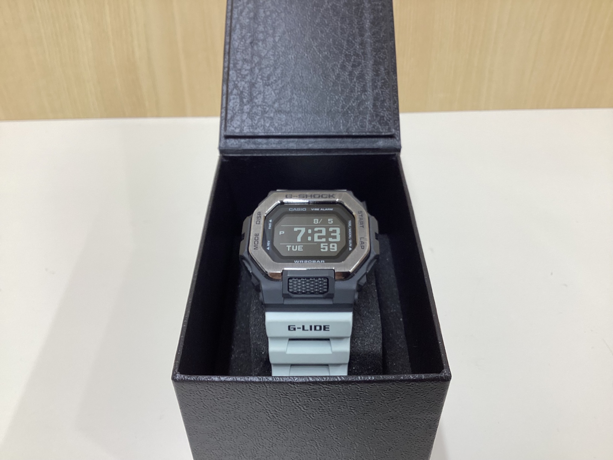 CASIO G-SHOCK 腕時計デジタル G-SHOCK》 初代G-SHOCKカラーシリーズ DW-5600RL-1JF クォーツ