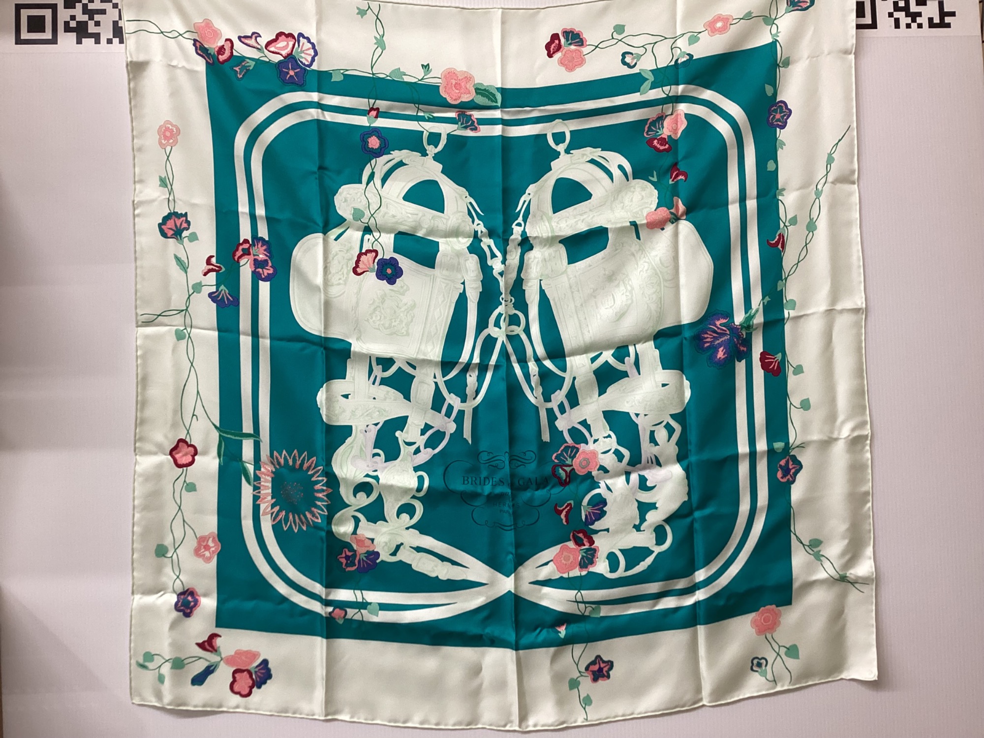 HERMES エルメス】スカーフ入荷しました！！｜2025年08月19日