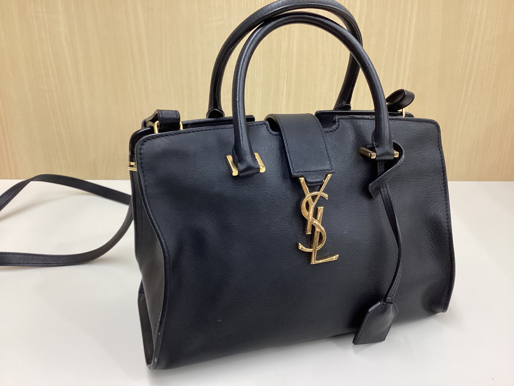 Saint Laurent Paris サンローラン】ベイビーカバス2WAYバッグ入荷