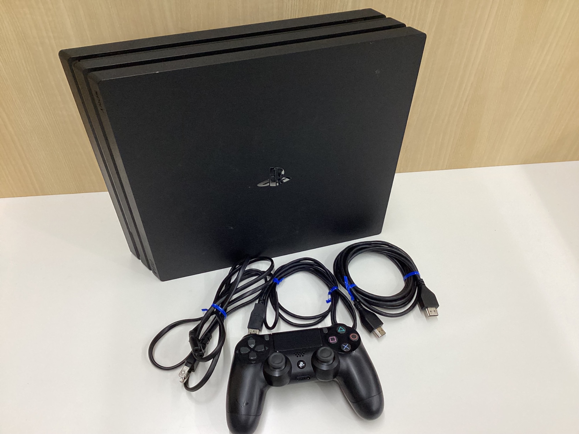 Playstation4】SONY CUH-7200B入荷しました！！ ゲームの買取強化中