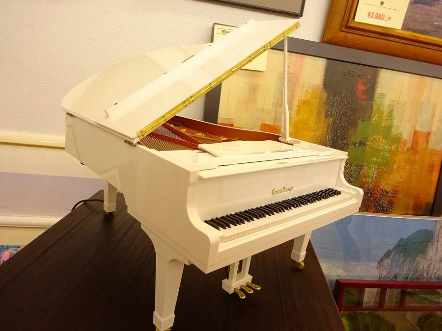 こだわりのインテリア！グランドピアノの模型入荷いたしました！【八尾