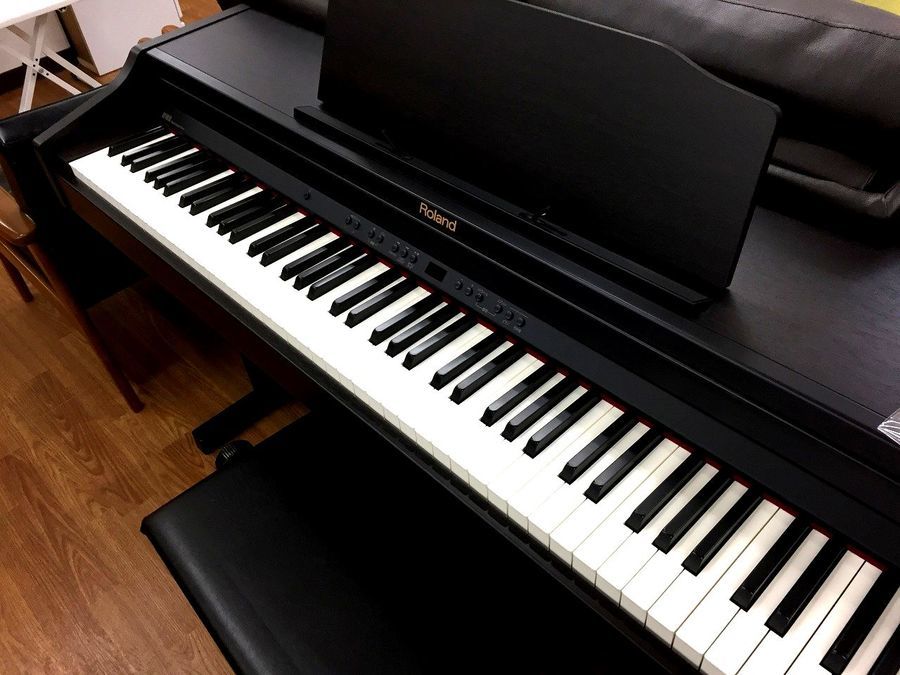 ●近郊配送可●ROLAND 電子ピアノ　RP401R　中古品●ローランド ピアノチェア付き Roland RP401R-RWS 2014年製 中古 電子ピアノ 椅子付き ローズウッド