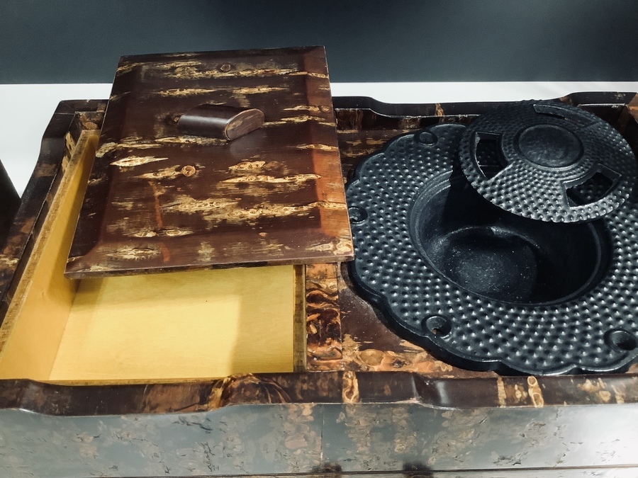 伝統ある角館の樺細工！手付煙草盆入荷しました！！【八尾店