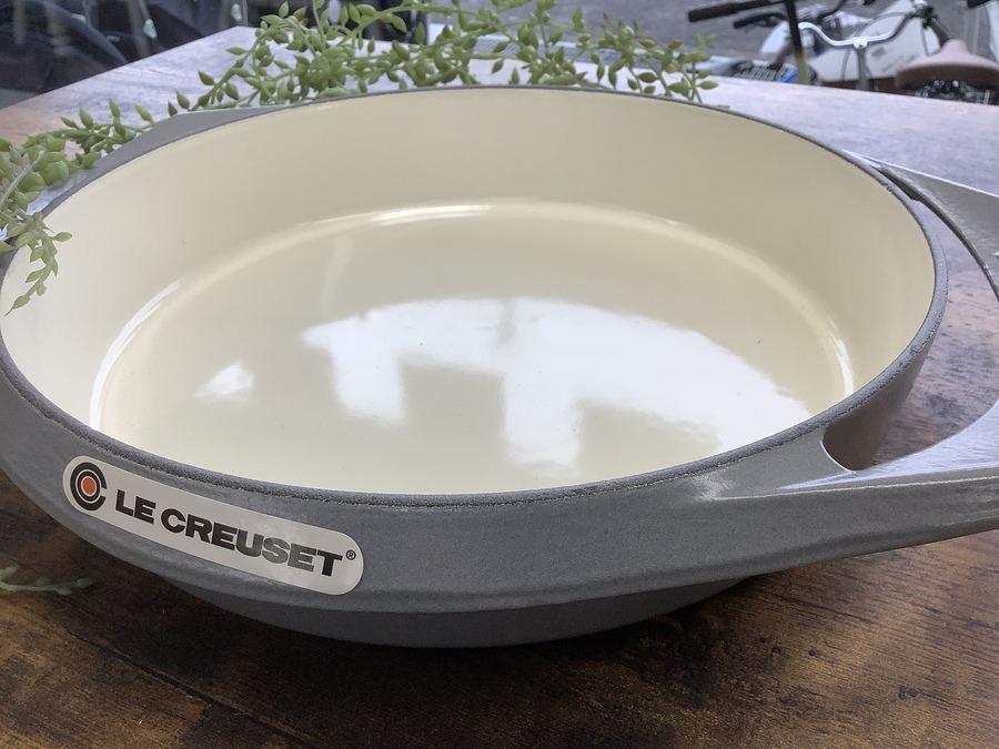 LE CREUSET/ル クルーゼ】おしゃれなプレートタタン入荷しました