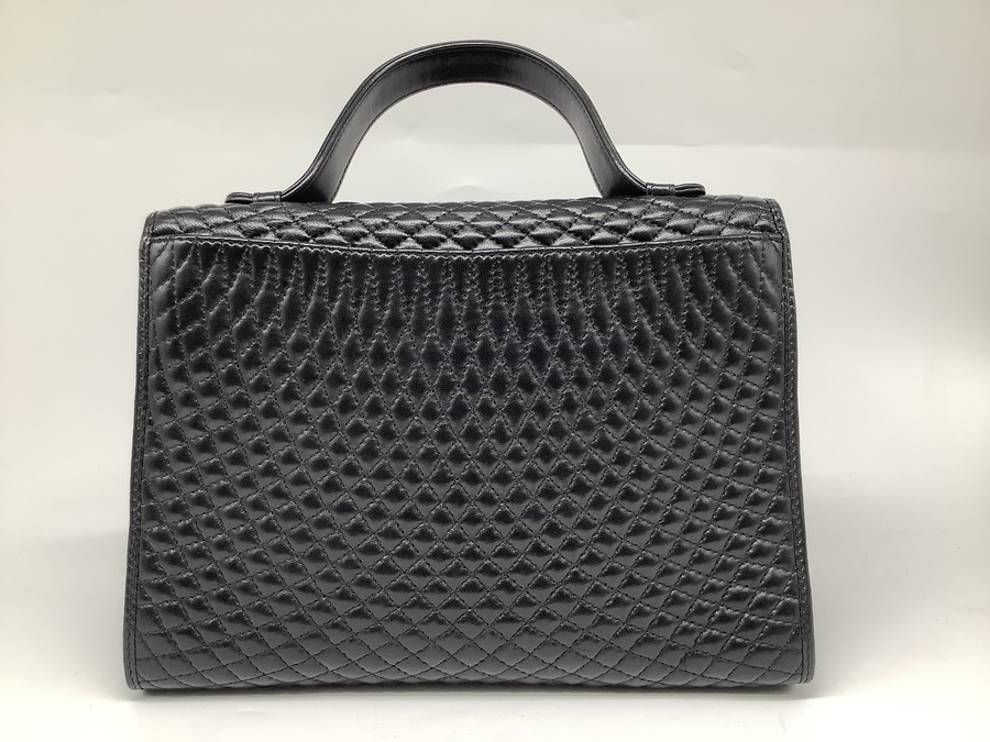 スマホで購入】BALLY/バリーキルティングハンドバッグのご紹介