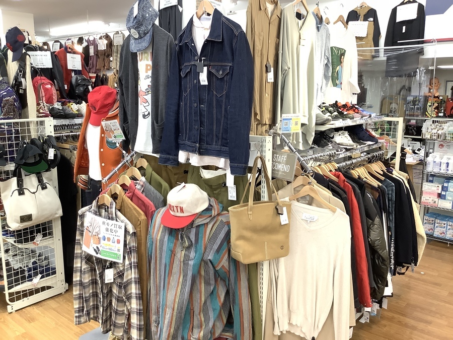 Needles NARROW TRACK PANT フェイクレザートラ NEEDLES/×ニードルス/LEATHER TRACK PANTS/レザートラックパンツ