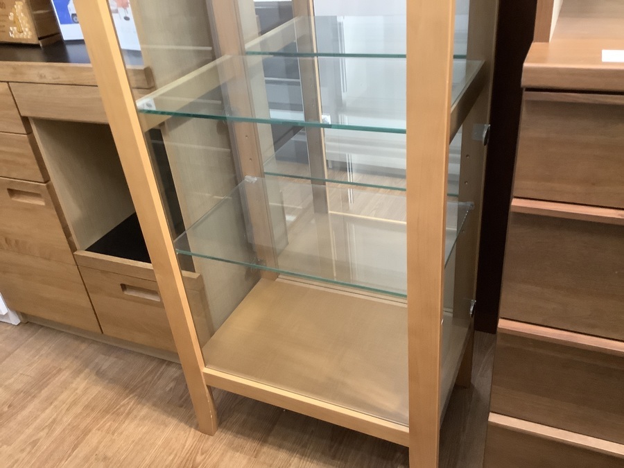 KOSUGA/コスガ】高級感溢れるダウンライト付きキュリオケース入荷しま 
