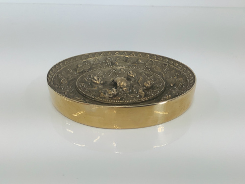 葡萄唐草模様が印象的！法隆寺の海獣葡萄鏡が入荷致しました♪｜2023年