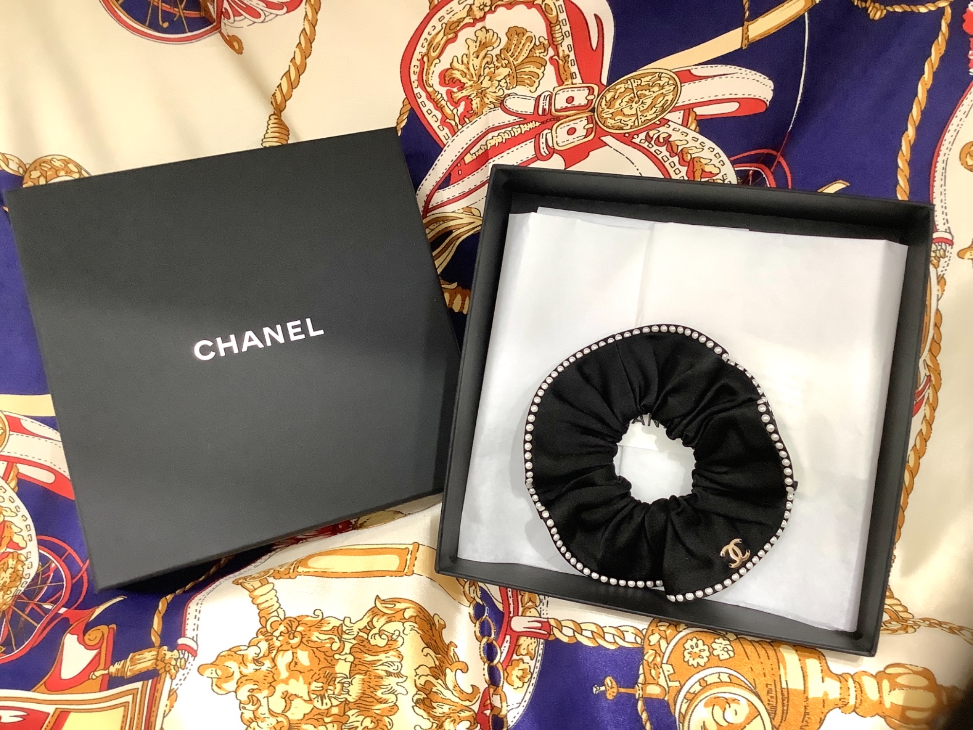 コーディネイトのアクセントに♪【CHANEL