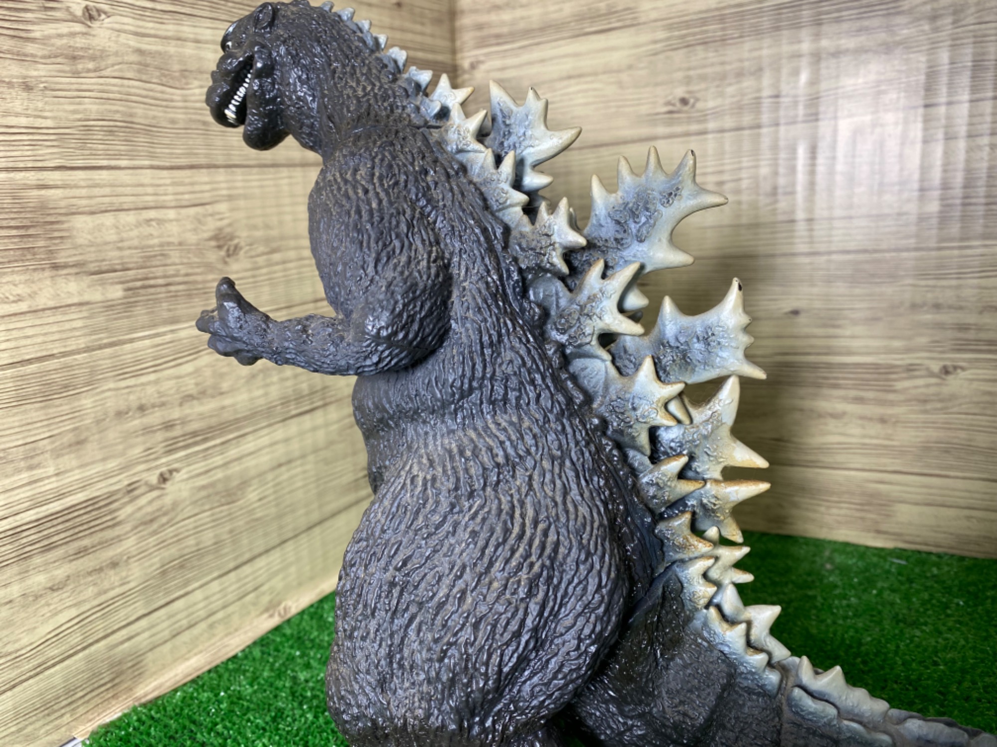 BANPRESTO】圧巻の初代ゴジラフィギュアはいかがでしょうか