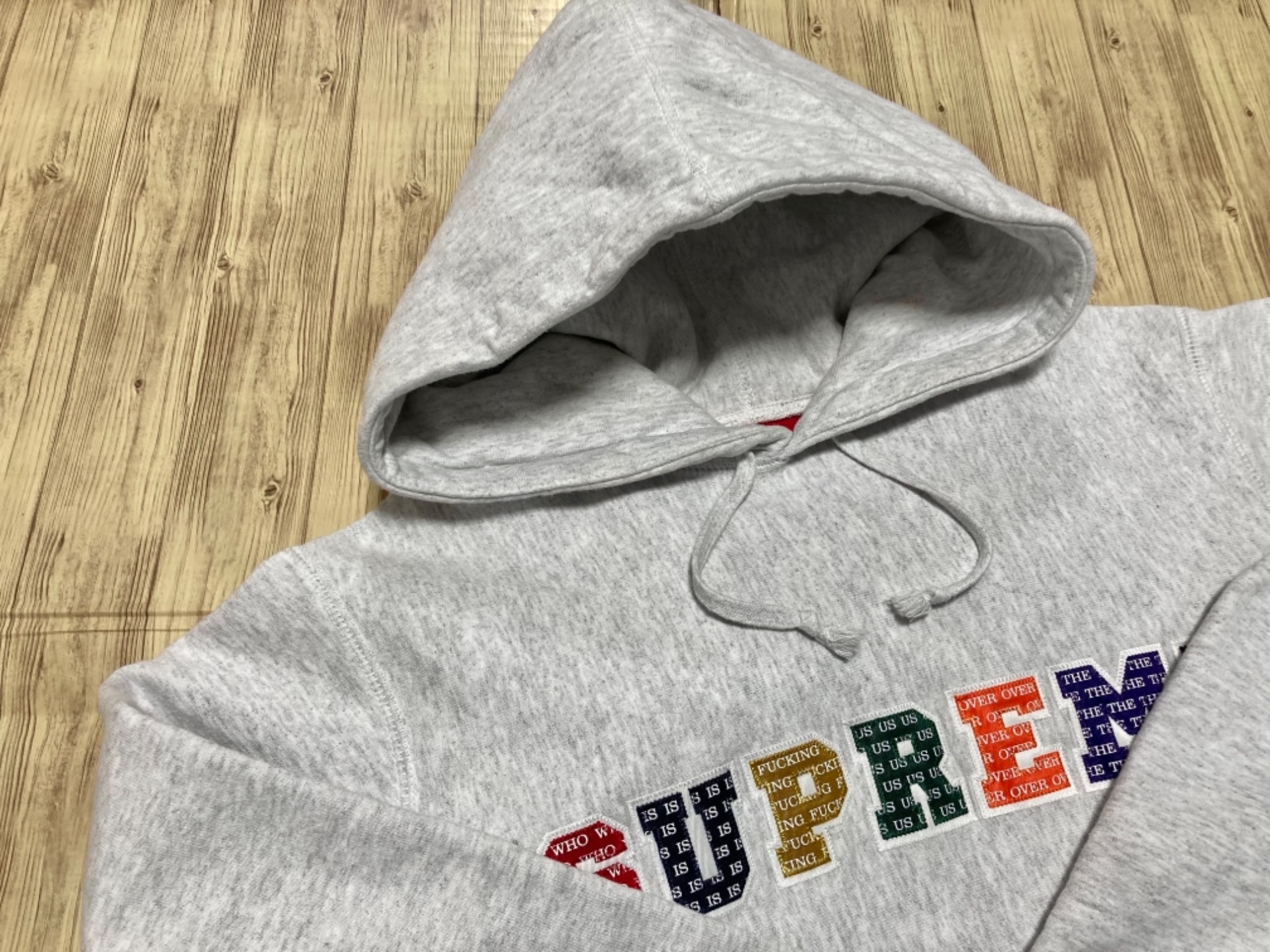 ストリートブランド買取強化中！Supreme（シュプリーム）のパーカーご