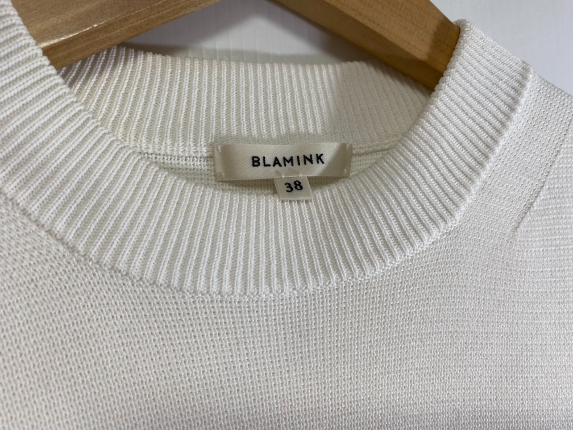 今の季節にぴったり♪【BLAMINKのサマーニット】新入荷しました