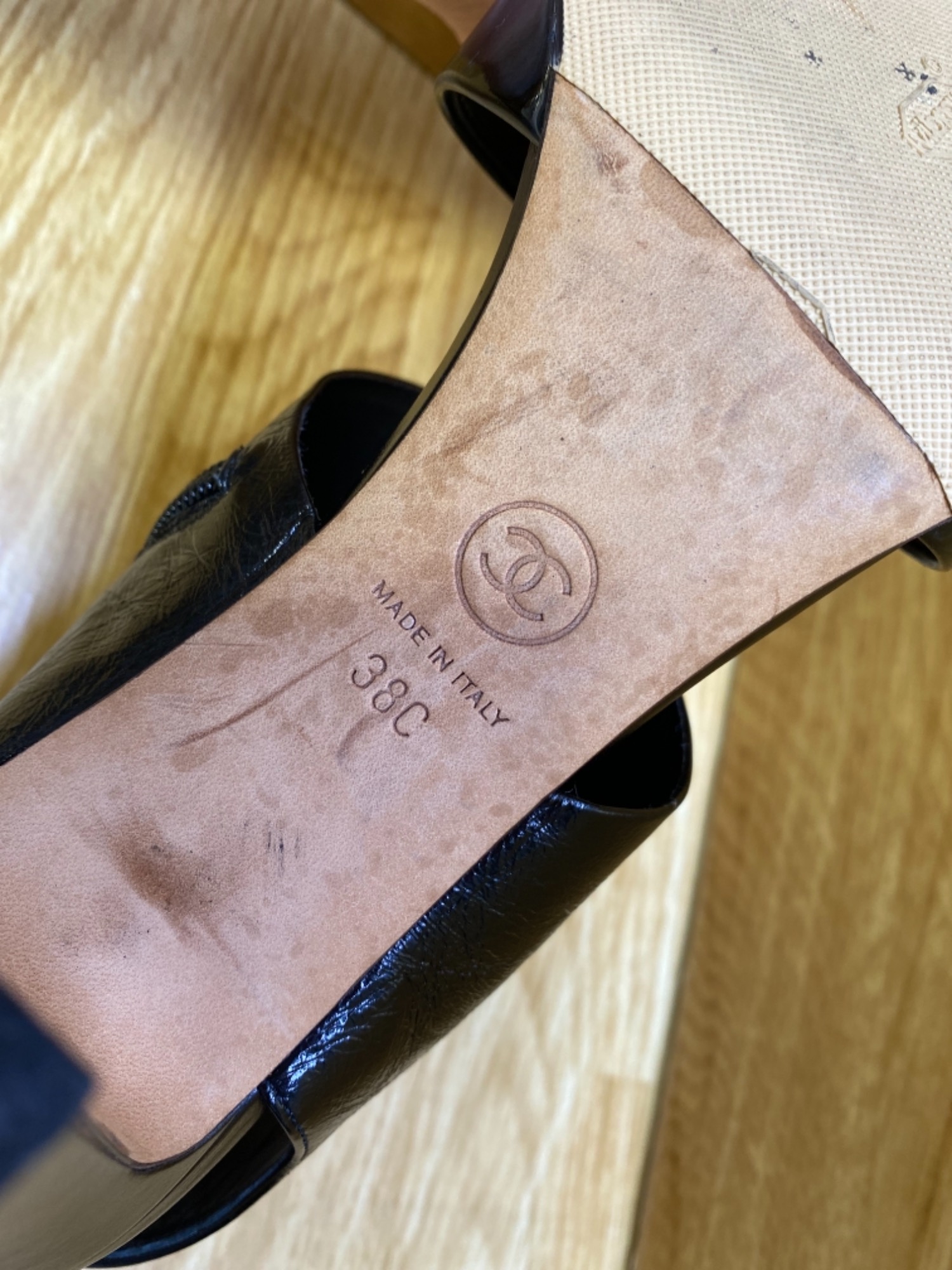 【国内入手困難・希少品】CHANEL★サンダル★オールブラック 新作CHANEL シャネル サンダル 入手困難 直営ラッピング (CHANEL