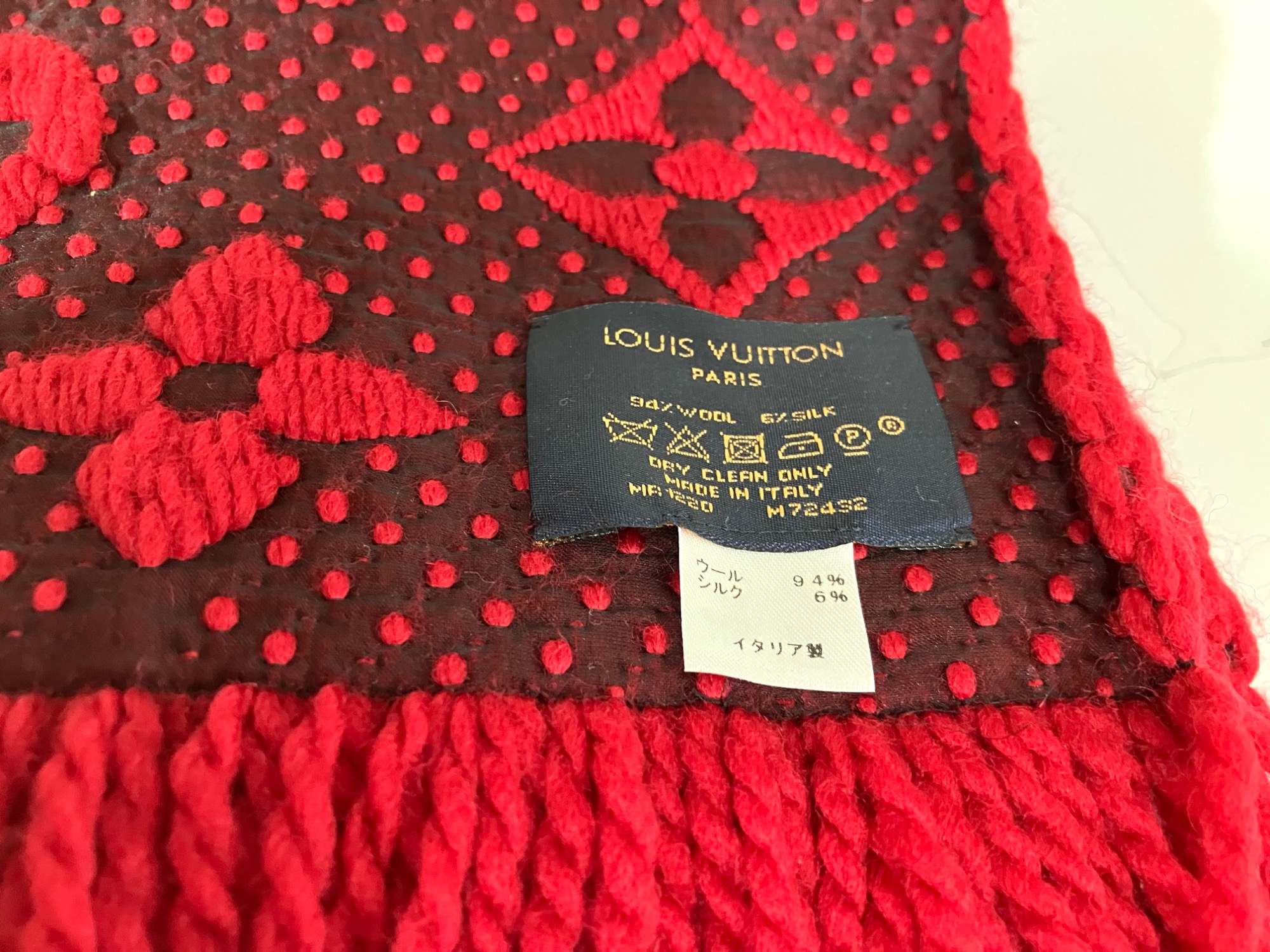 うみ　LOUIS VUITTON 赤 マフラー ウールシルク混 うみ様専用 LOUIS VUITTON 赤 マフラー ウールシルク混