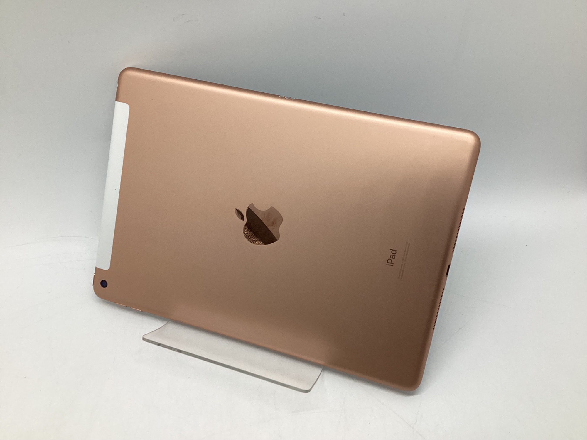 Apple iPad 第7世代 128GB ゴールド Amazon.co.jp: 【整備済み品】Apple iPad (第7世代) Wi-Fi