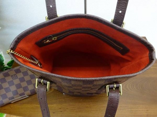 バッグのルイヴィトン（LOUIS VUITTON）