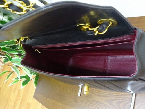 バッグのCHANEL
