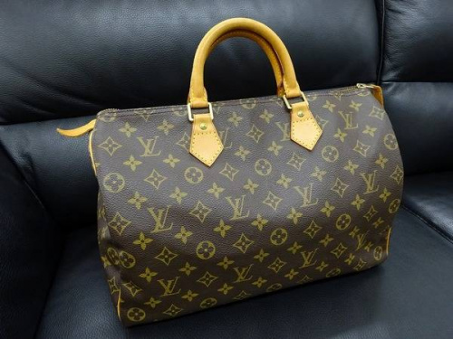 ルイヴィトン（LOUIS VUITTON）のコーチ（COACH）