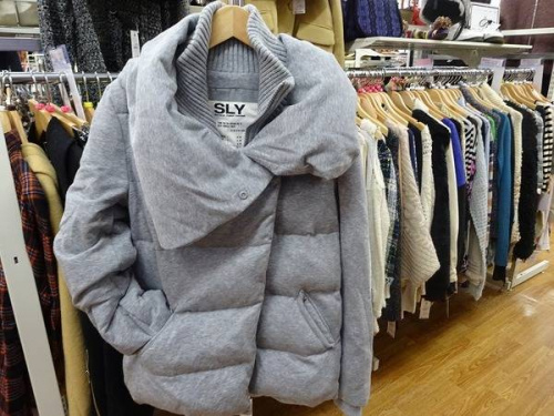 レディースファッションのアウター