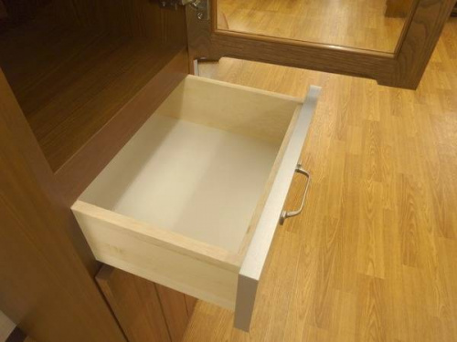 カップボードのウニコ(UNICO)