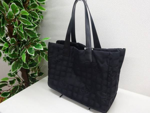 バッグのルイヴィトン(LOUIS VUITTON)