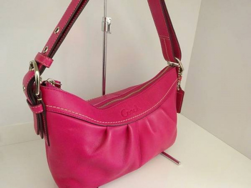 ブランドのコーチ（COACH）