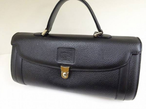 バーバリー(BURBERRY)の関西