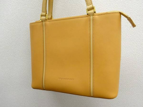 バッグのバーバリー(BURBERRY)