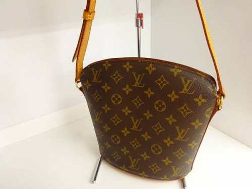 バッグのルイヴィトン（LOUIS VUITTON）