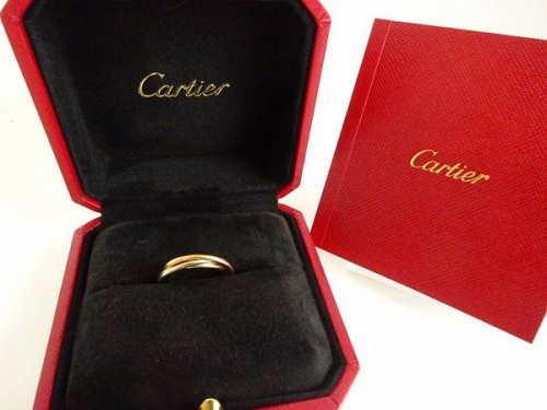 ブランド・ラグジュアリーのアクセサリー