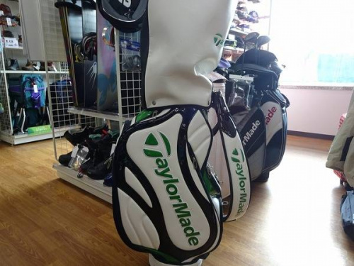 スポーツ・アウトドアのゴルフ