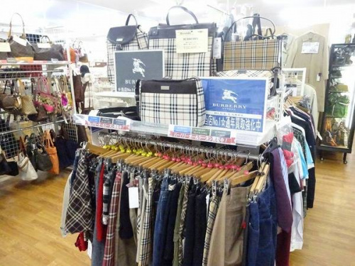 バーバリー（BURBERRY）の関西