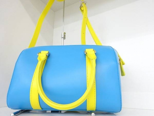 バッグのアニエスベー