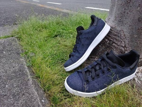 靴のアディダス(adidas)