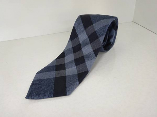 ビジネスアイテムのBURBERRY