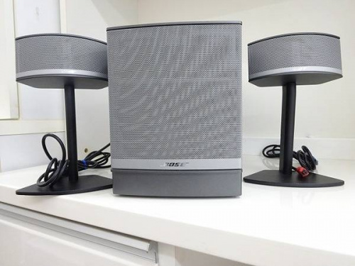 デジタル家電のスピーカー