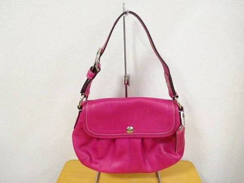 バッグのコーチ（COACH）