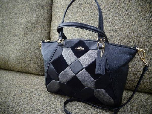 バッグのコーチ（COACH）