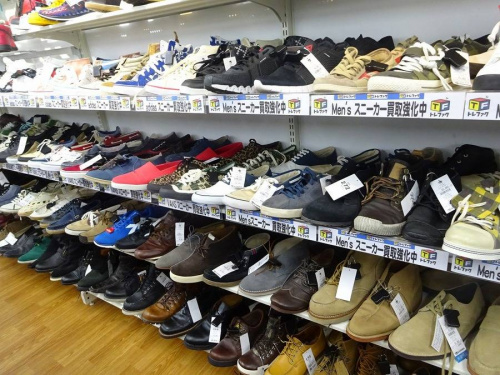 関西の大阪八尾店ファッション