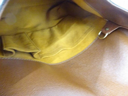 バッグのルイヴィトン（LOUIS VUITTON）