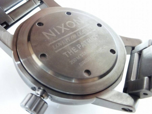 ニクソン（NIXON）の関西