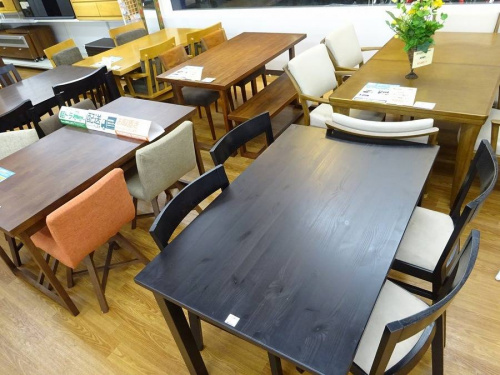 大阪八尾店家具