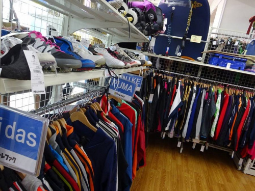 関西の大阪八尾店スポーツ