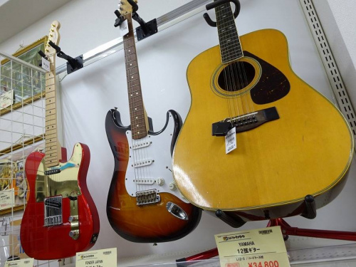 関西の大阪八尾店楽器