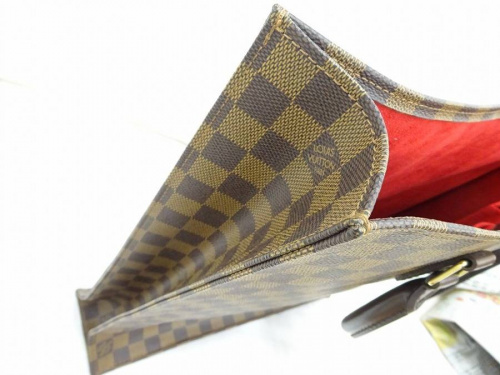 バッグのルイヴィトン（LOUIS VUITTON）