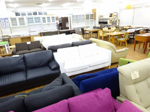 大阪八尾店家具