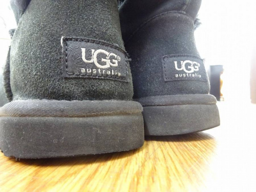 シューズのアグ（UGG）